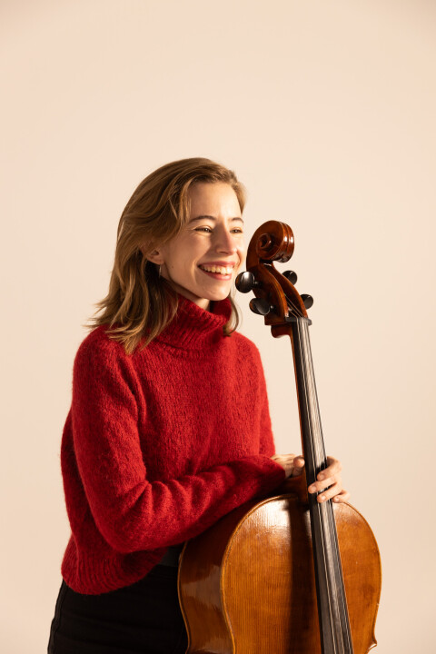 Irene Cancer Navarro   cello